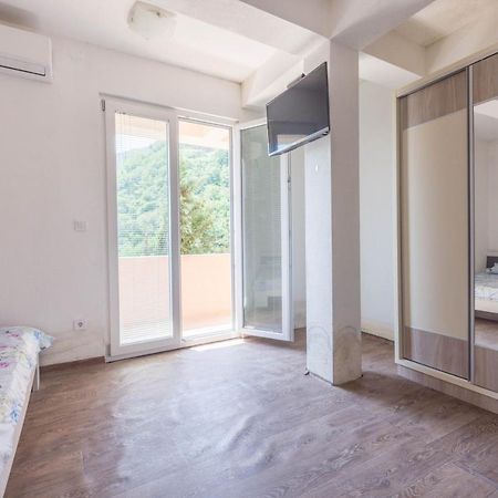 Apartments Elena Будва Экстерьер фото