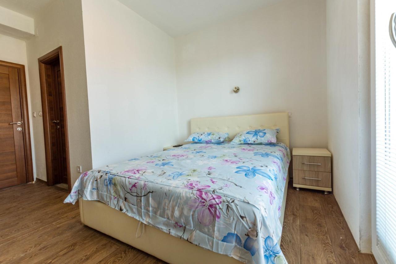 Apartments Elena Будва Экстерьер фото
