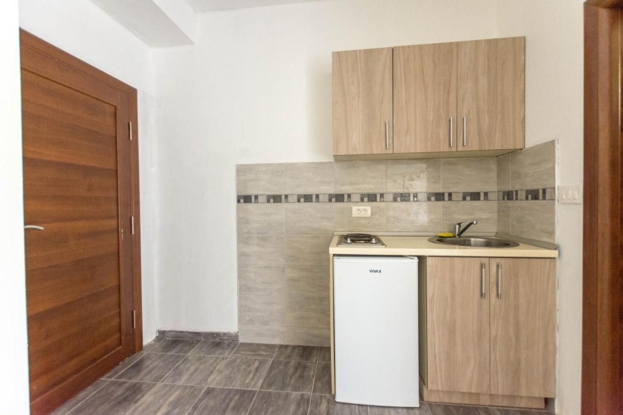 Apartments Elena Будва Экстерьер фото