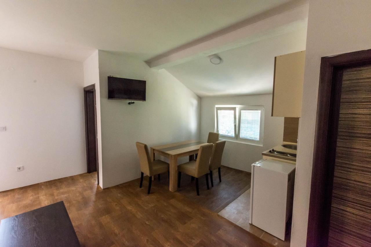 Apartments Elena Будва Экстерьер фото