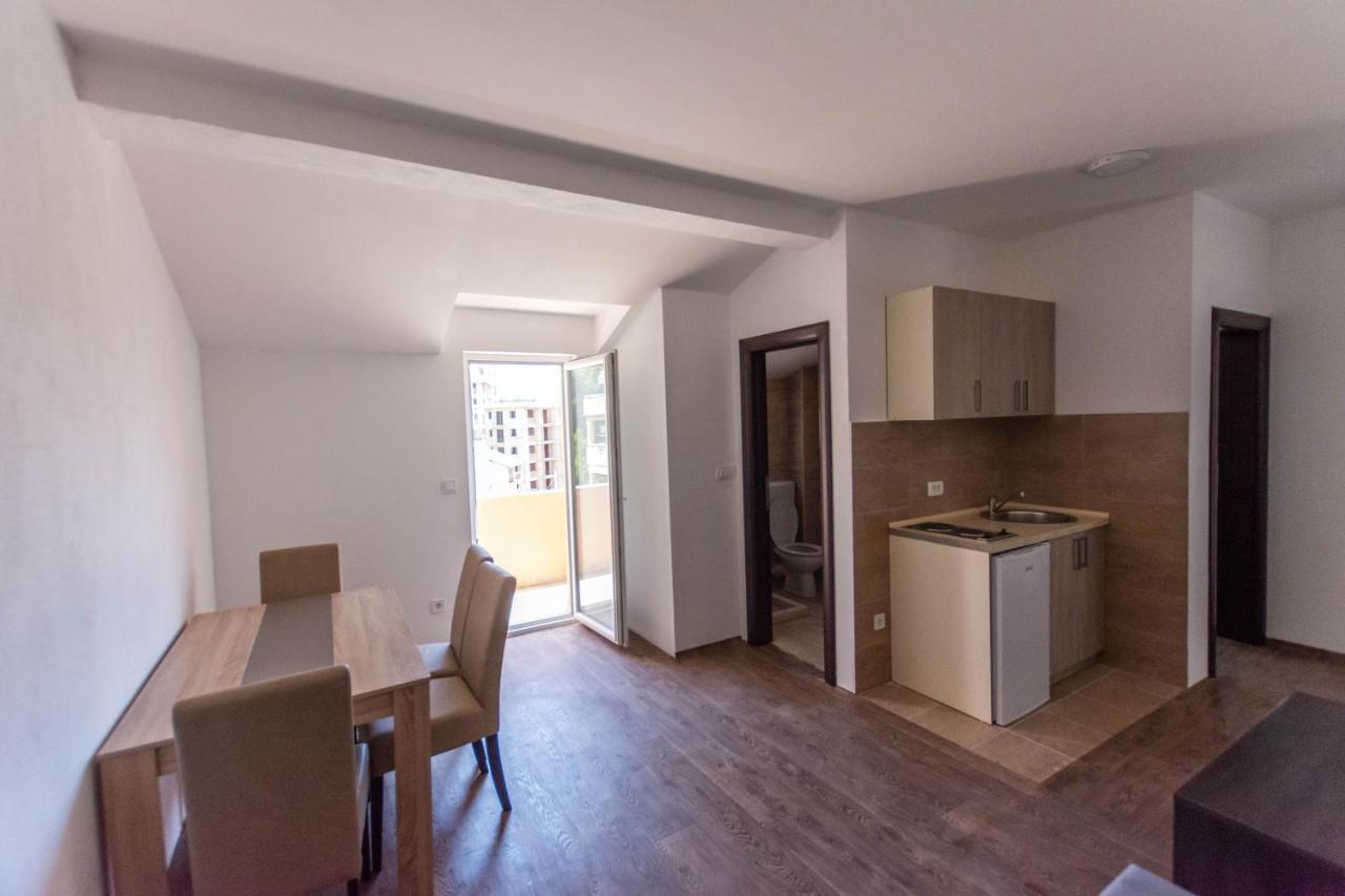 Apartments Elena Будва Экстерьер фото
