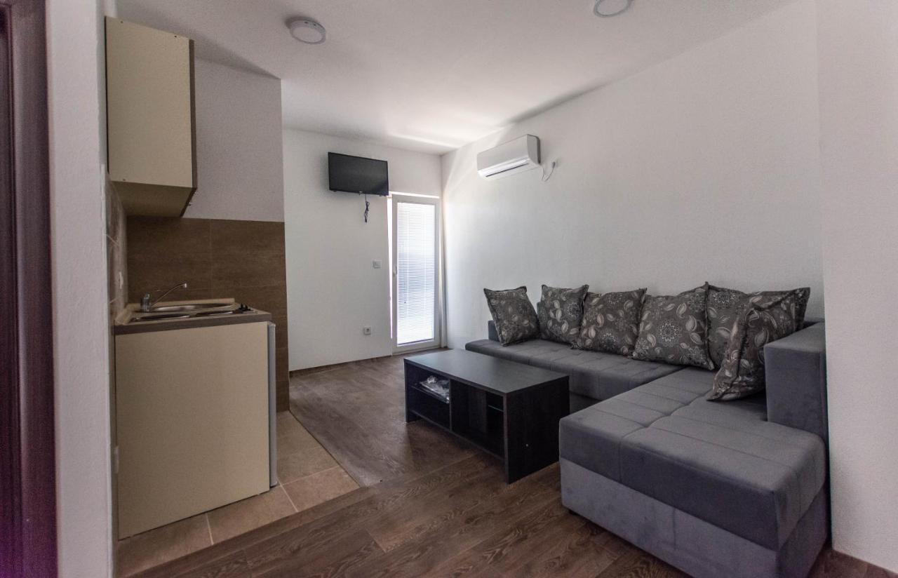 Apartments Elena Будва Экстерьер фото